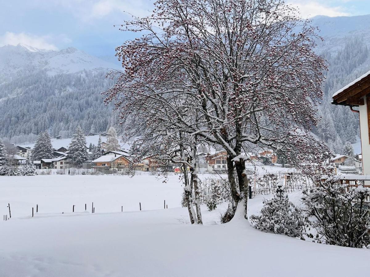 Gemuetliches Appartement Fuer Erholung Und Sport Klosters Buitenkant foto